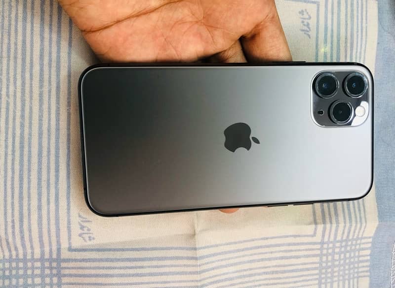 iPhone 11 pro 0