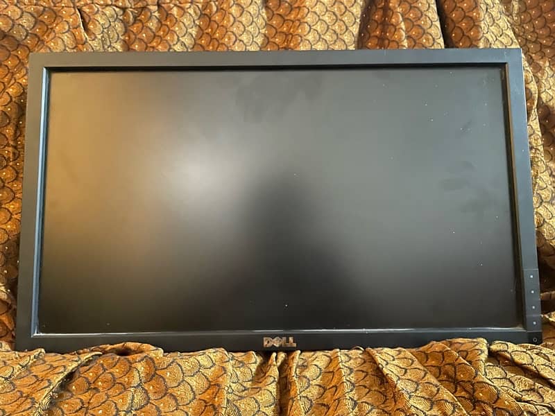 DELL 22 INCH LED WHATSAPP:03215623341 2