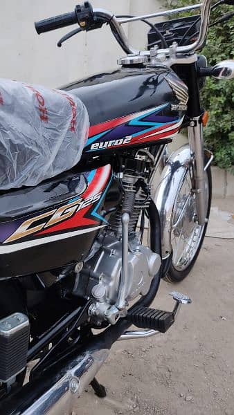 CG Honda 125 dadu 2019   mint condition 12