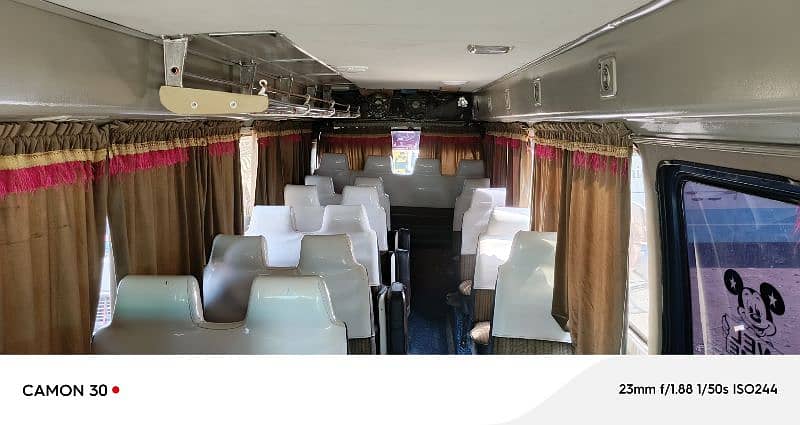 ac toyota coaster 84 model for sell 1