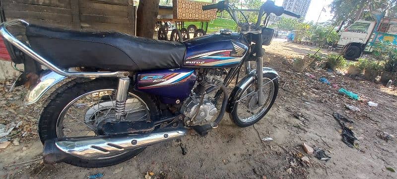 Honda cg125 Advance2015 totally genuine condition pack engine all ok 2