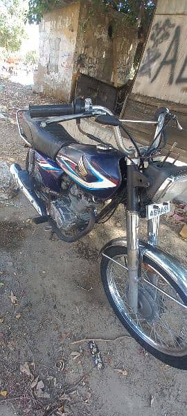 Honda cg125 Advance2015 totally genuine condition pack engine all ok 8