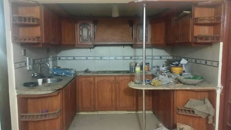 3Bed DD With Roof Haroon 
Royal City
 In Gulistan E Jauhar Block 17 4