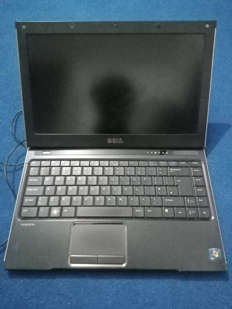 Dell Vostro V130 0