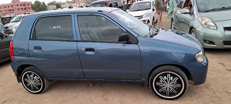 Suzuki Alto 2011 11