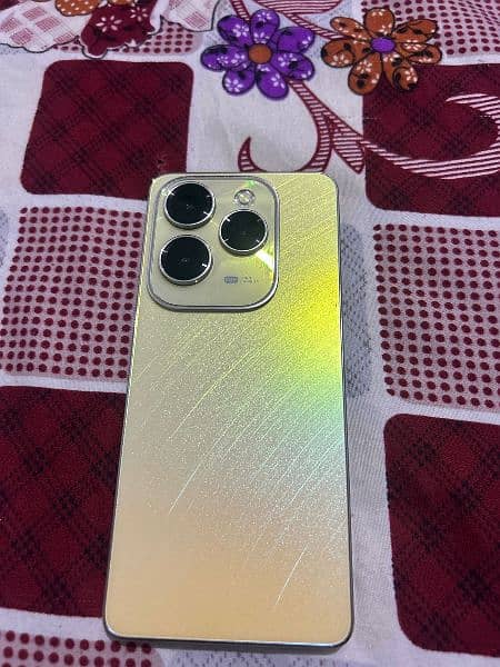 Infinix hot 40 pro 0