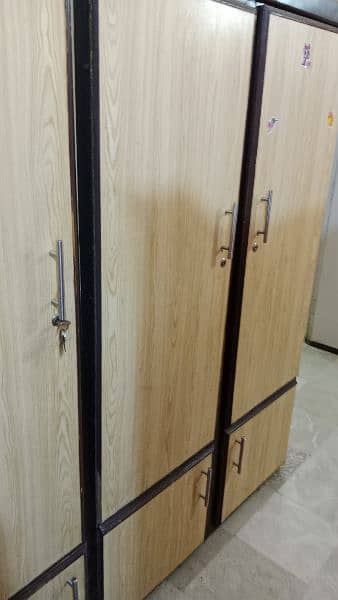 3 door wardrobe for sale 2