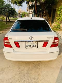 Toyota Premio 2004