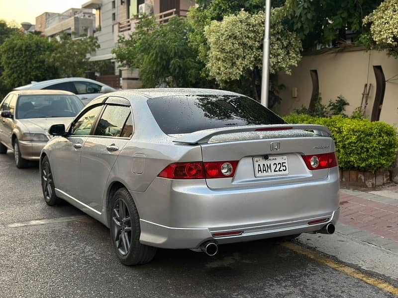 Honda Accord 2002 Registered in 2021 6