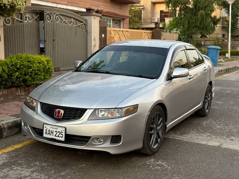 Honda Accord 2002 Registered in 2021 1