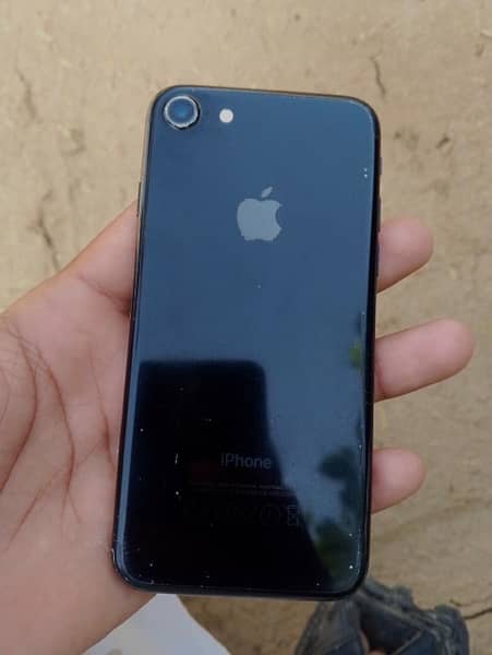 iPhone 7 pta approved 128 GB 4