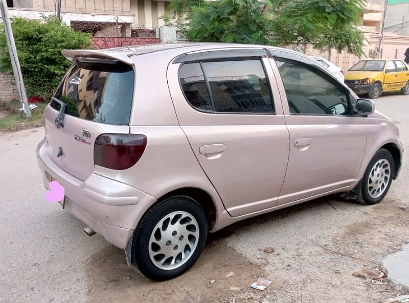 Toyota Vitz 2001 5