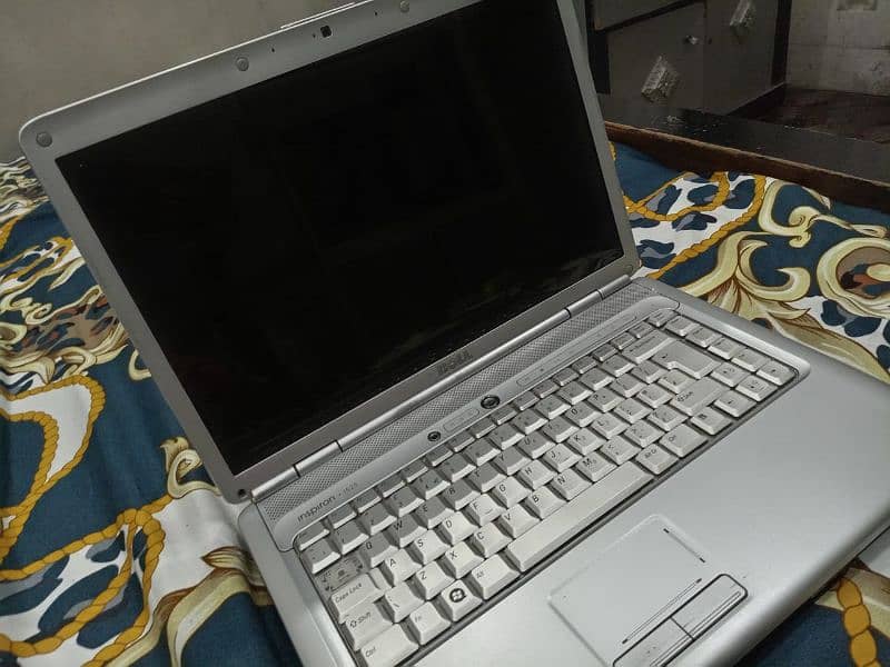 dell laptop model 1525 uk made 1