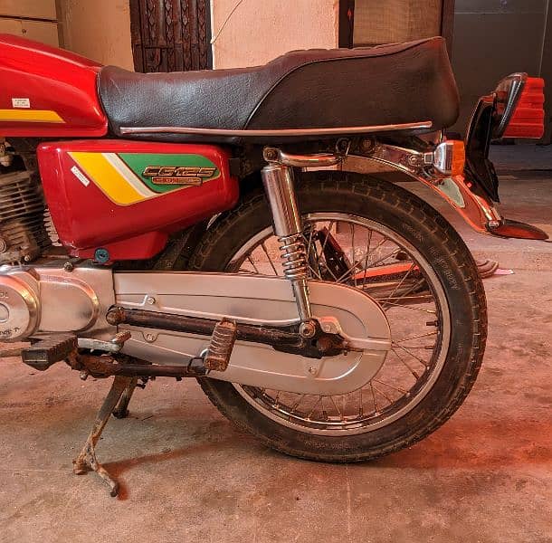 Honda CG 1997 model outclassed condition 5