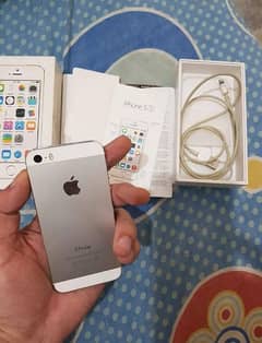 iPhone 5s 64gb PTA Approved= 03486223941