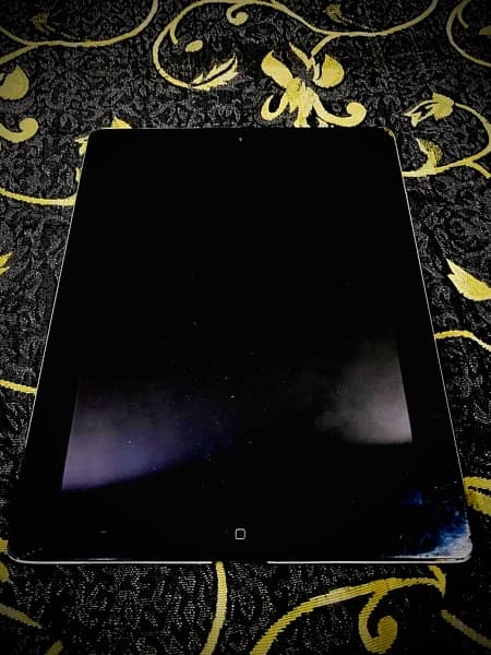 Apple ipad 2nd gen for sale condition is 10 by 8 and no bypass 5