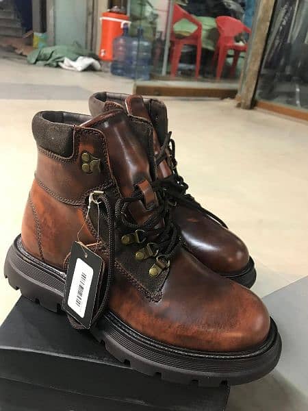 outfitters shoe brand new 0