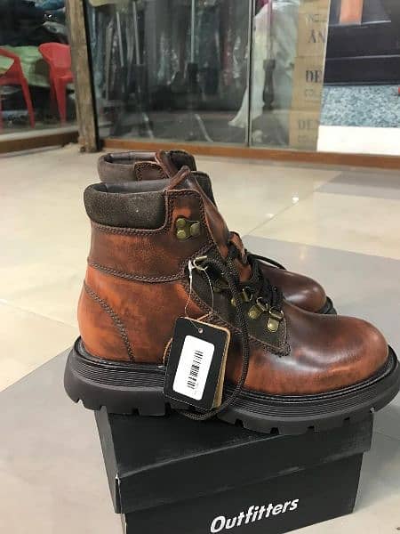 outfitters shoe brand new 2