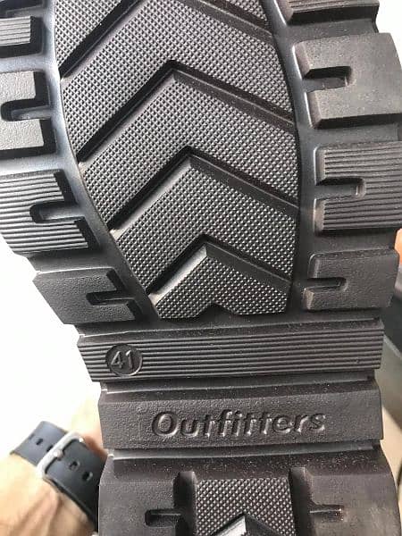 outfitters shoe brand new 6