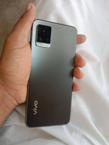 vivo v20 8/128 gb with box 1