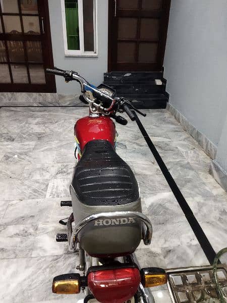 CD 70 HONDA BIKE 1