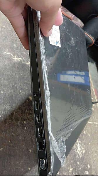 Dell latitude 3550 1