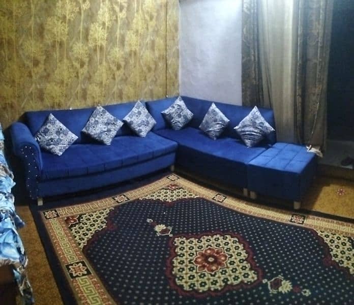 7 Seater New Brand Sofa. . only One Week Used 5