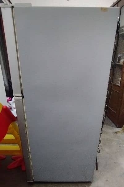 Haier Fridge HRF-310M 2