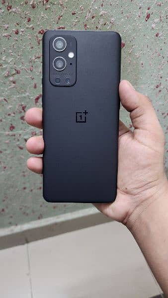 One plus 9 pro 12/256gb 3