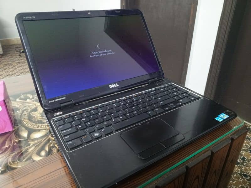 Dell i3 2nd generation with 128 Ssd 0