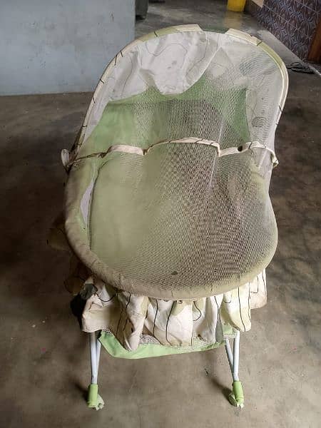 baby swings cots 1