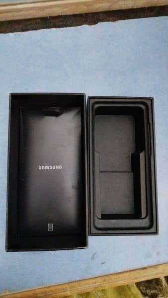 Samsung s20plus 4