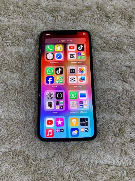 Iphone Xs max 64 gb non PTA 82% betry health face Id issu for sale 1