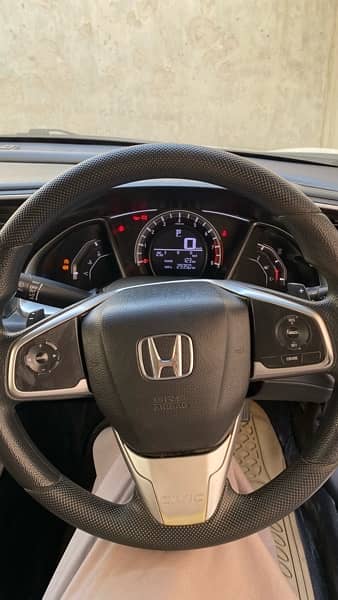 Honda Civic Oriel 2018 UG 7