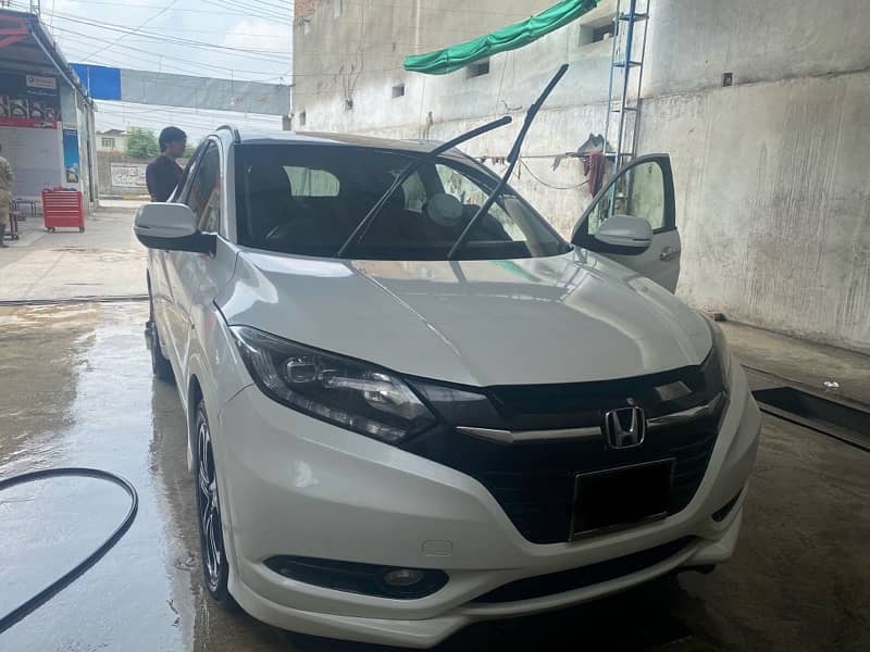 Honda Vezel 2015 1