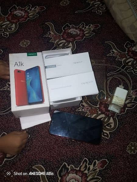 oppo A1K  2-32. mobile saaf halat Ek head chala clear 03302417175 6