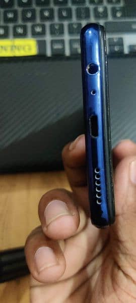 ViVo S1 6