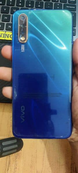 ViVo S1 9