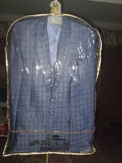 new condition 4 piece paint coat with shirt  and wase coat