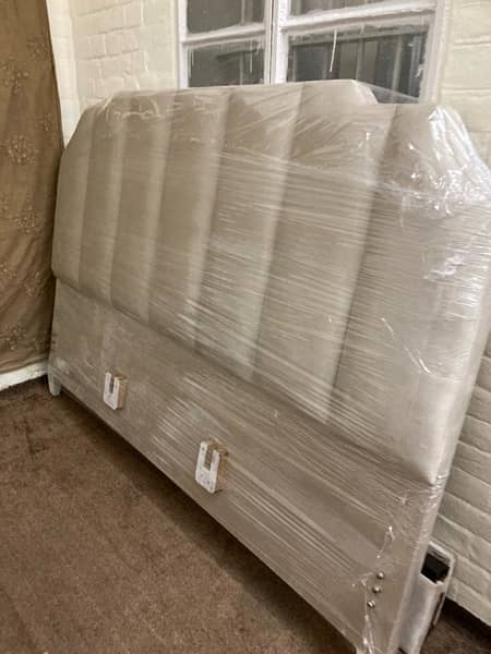 Complete Bed Set Brand New 1