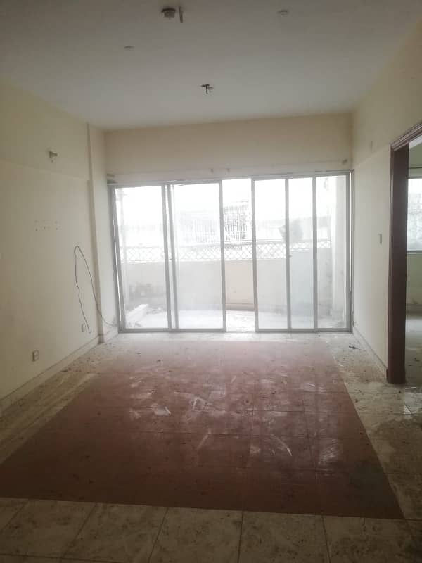 5TH FLOOR FLAT 3 BED DRAWING LOUNGE FOR SALE 1