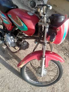 United 100cc urgent sale.