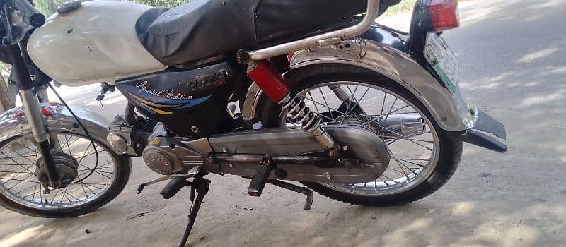 Hero bike ha urgent sale Karna ha only call 0334 8977842 8