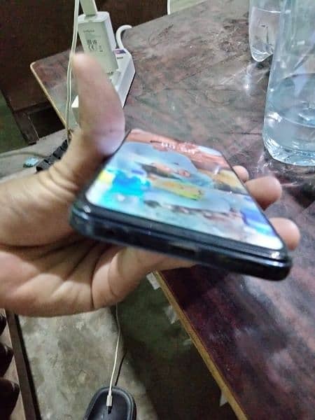 Infinix hot 40i 8+8 128 10 bay 10 condition 2