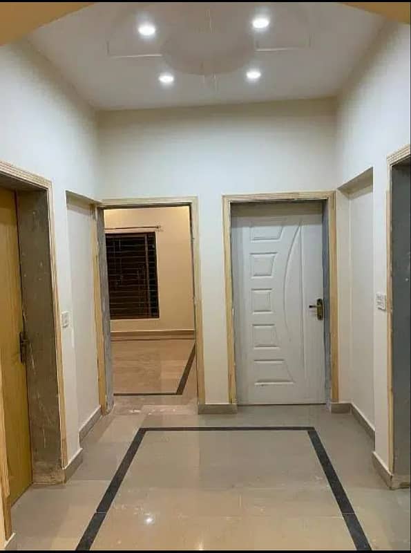 10 MARLA UPPER PORTION FOR RENT IN HEART OF JOHAR TOWN 1