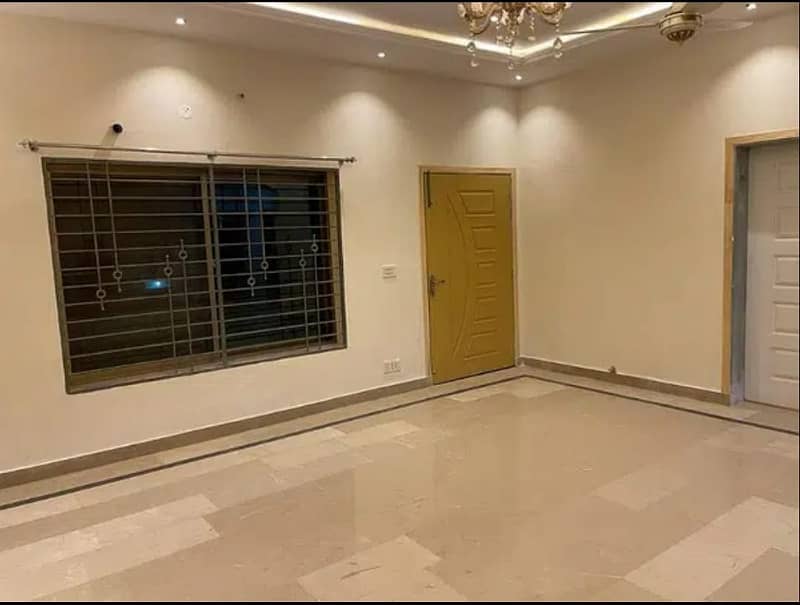 10 MARLA UPPER PORTION FOR RENT IN HEART OF JOHAR TOWN 13