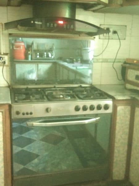 stove + baking oven/ gas oven ( 5 burners) 2