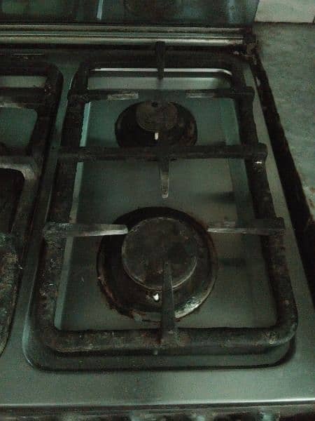 stove + baking oven/ gas oven ( 5 burners) 6