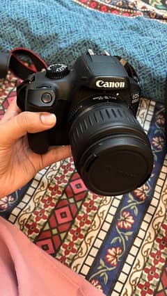 Barely used - 10/10 condition DSLR (All accessories included)