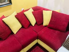 meroon nd yellow sofa set